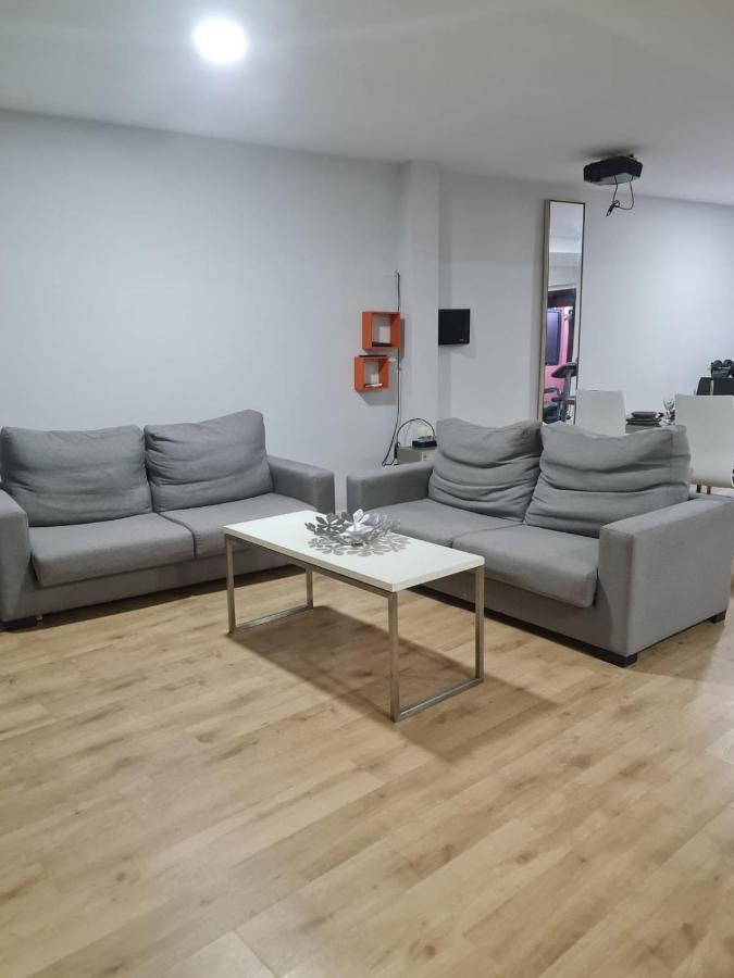 Апартаменты Apartamento Loft Acogedor Альхаурин-де-ла-Торре Экстерьер фото